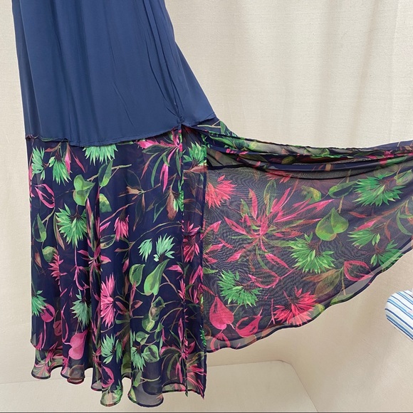 Just...Taylor Tropical Floral Dress - Picture 9 of 9